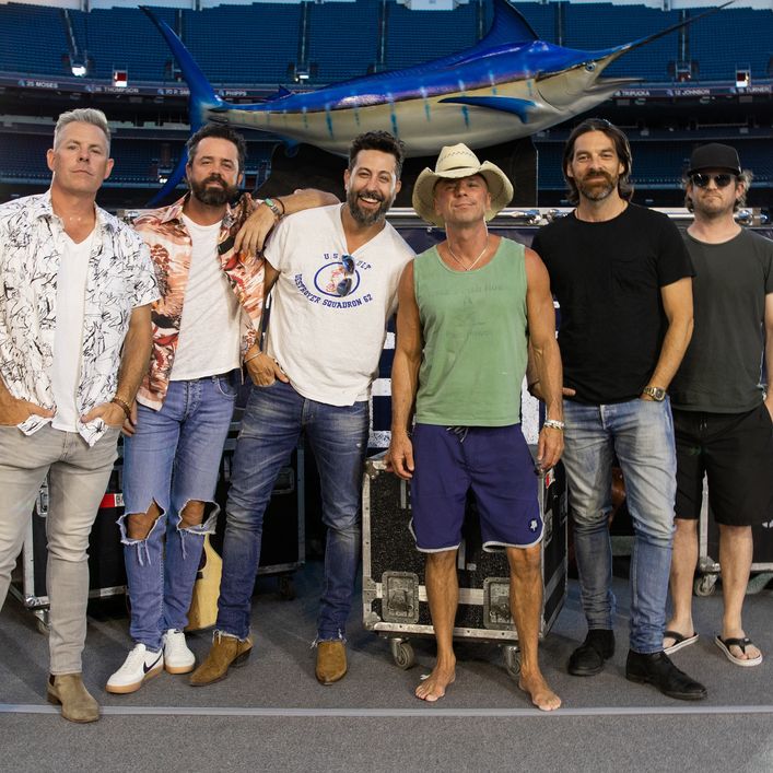 KENNY CHESNEY DROPS “BEER WITH MY FRIENDS” CLIP POSTCARDS FROM THE ROAD WITH OLD DOMINION