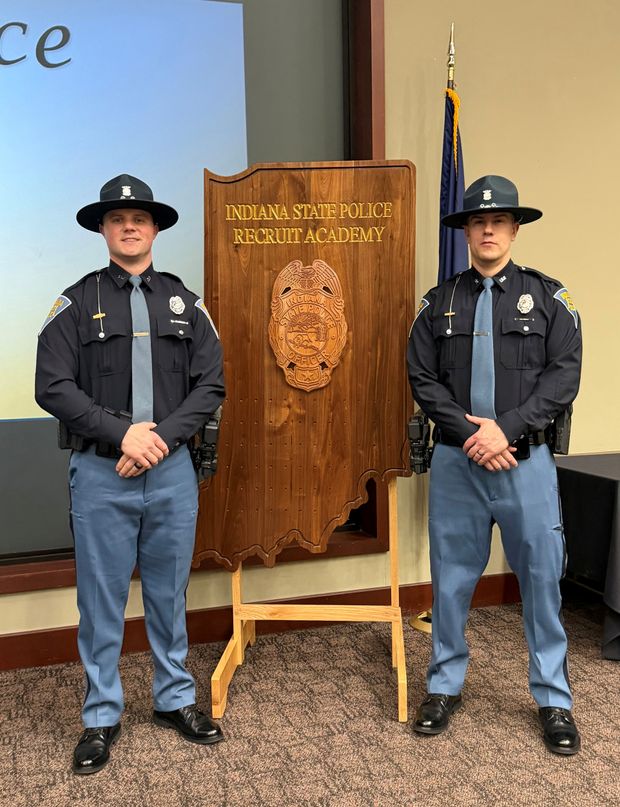 Jasper District Welcomes Two New Probationary Troopers