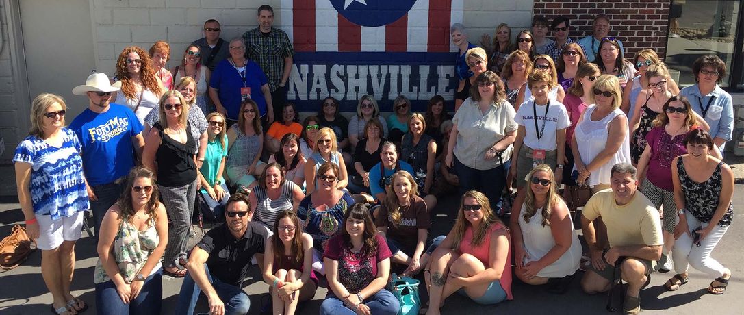 Nashville Bus Tour | Charles Esten