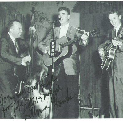 Horton on stage0002.jpg Horton on stage0002.jpg