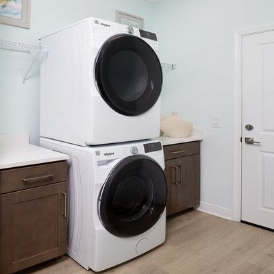 mango_laundry1000x869_15607_1762187592.jpg