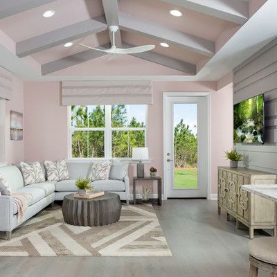 WEB_Aloha_Living_by_Rob_Harris.jpg