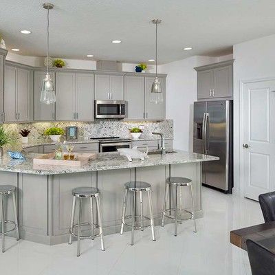 Large kitchen with breakfast bar