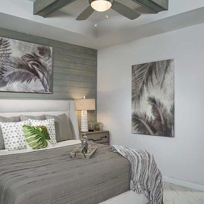 Bedroom with king size bed