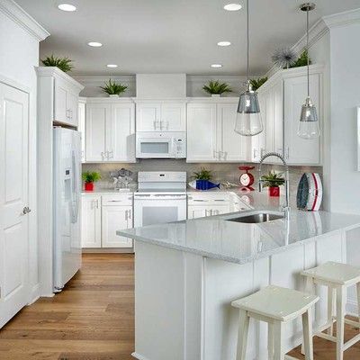 Large kitchen with breakfast bar