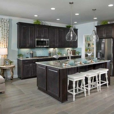Large kitchen with breakfast bar