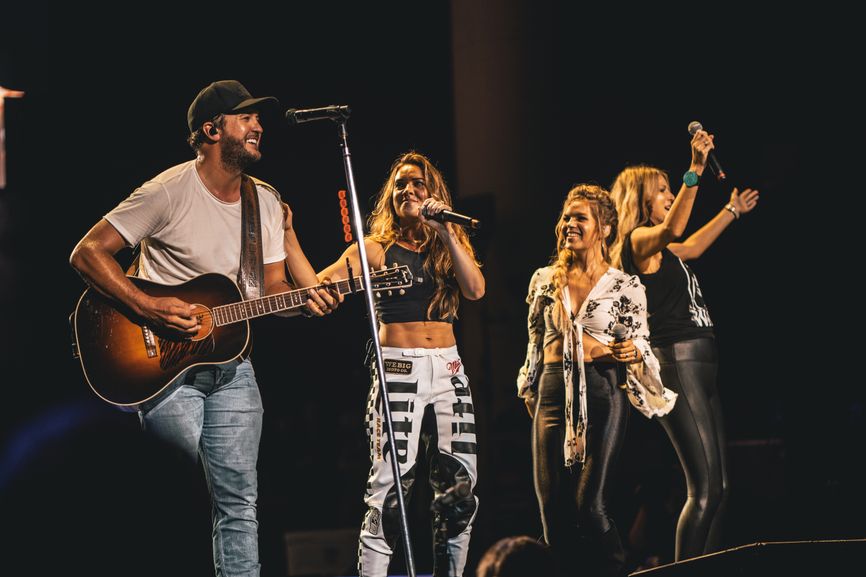 Luke Bryan & Runaway June