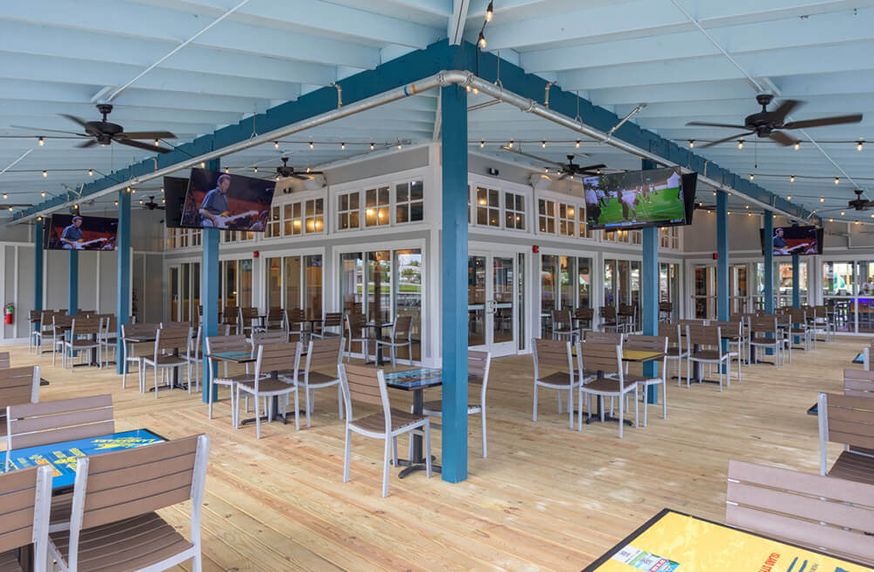 Covered deck showing both sides of the restaurant