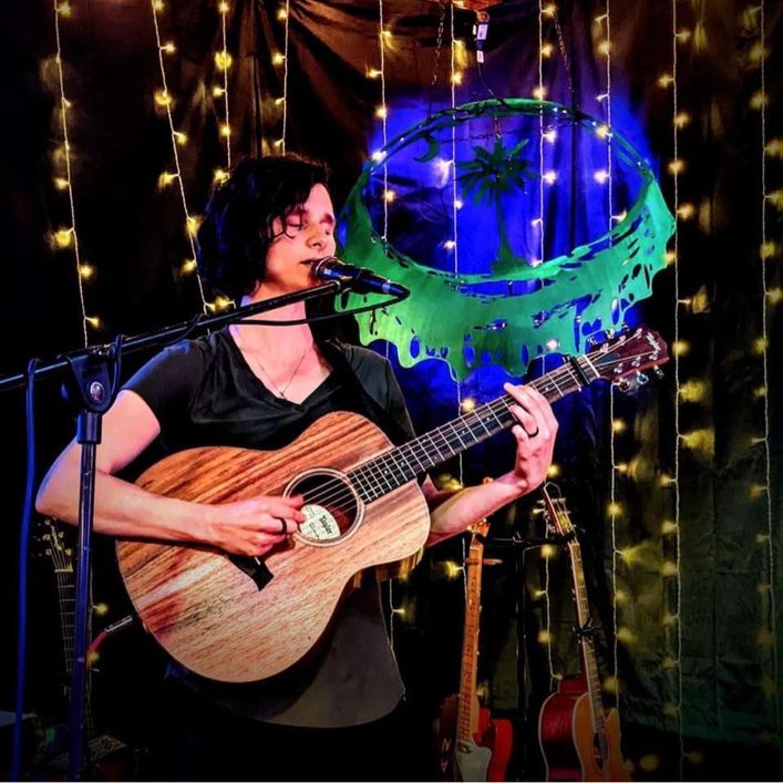 6:00-9:00pm : Rachel Capp