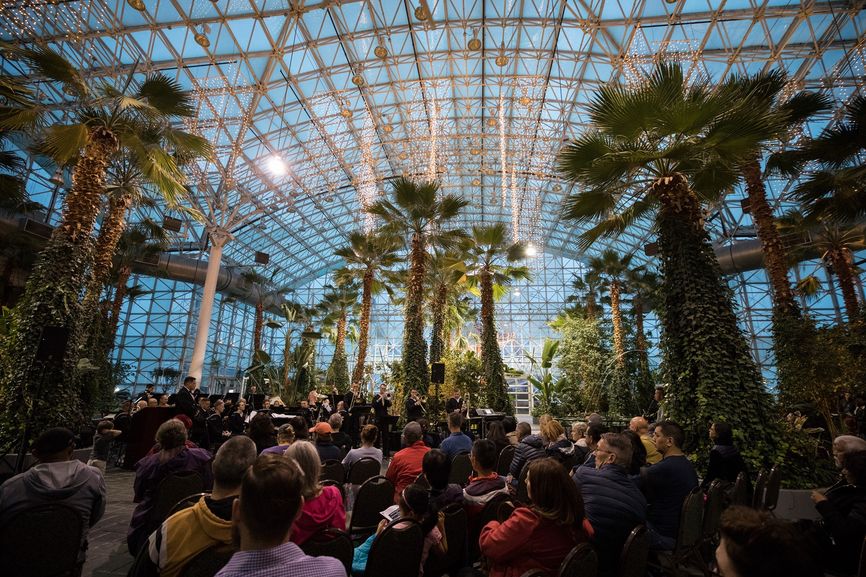 6:30pm : La Peña Orchestra on Navy Pier