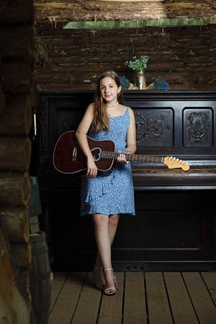 2:30-5:30pm : Marisa McKaye