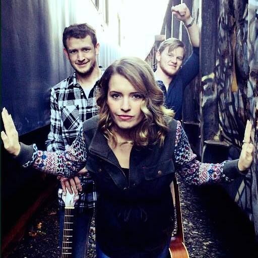 6:00-10:00pm : Devin Lynn & Whiskey Tango Duo