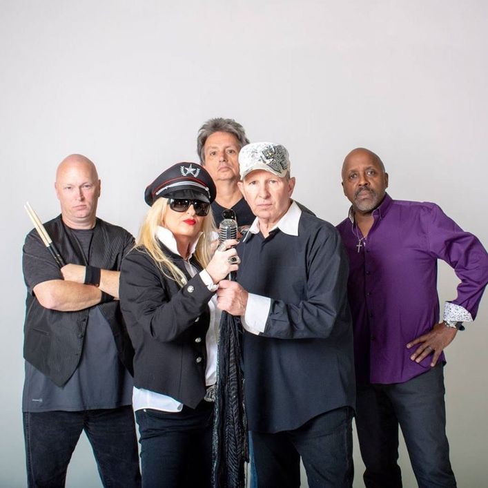 7:00-10:00pm : Kincaid Band