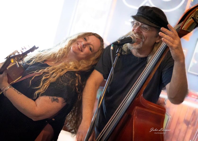 6:00-10:00pm : Nikki Davis