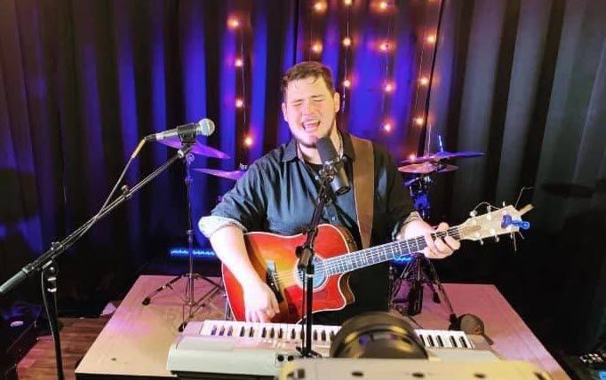 6:00-9:00pm : Brendan Kirby