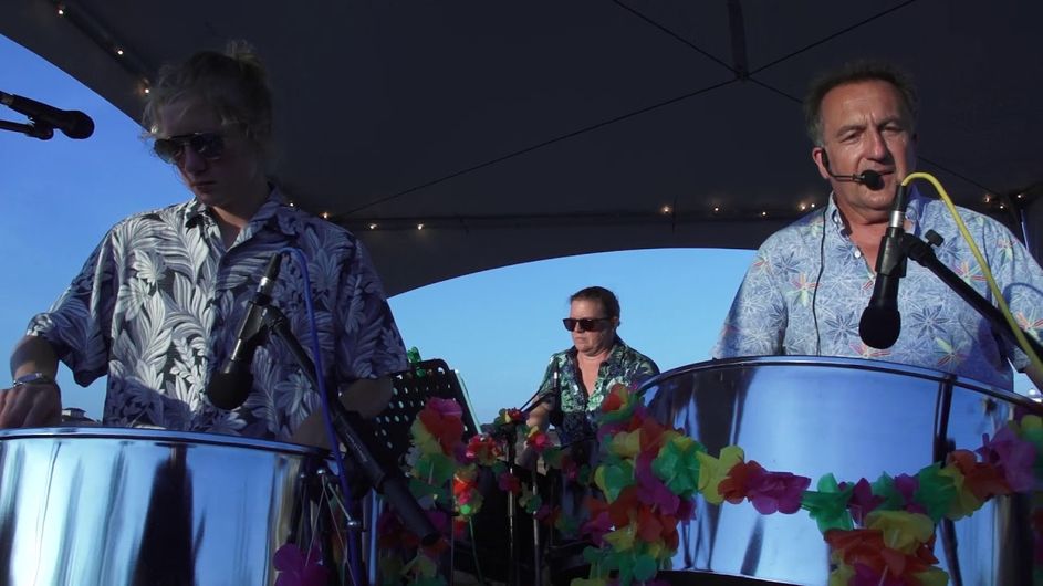 7:00-10:00pm : Tropical Jammers