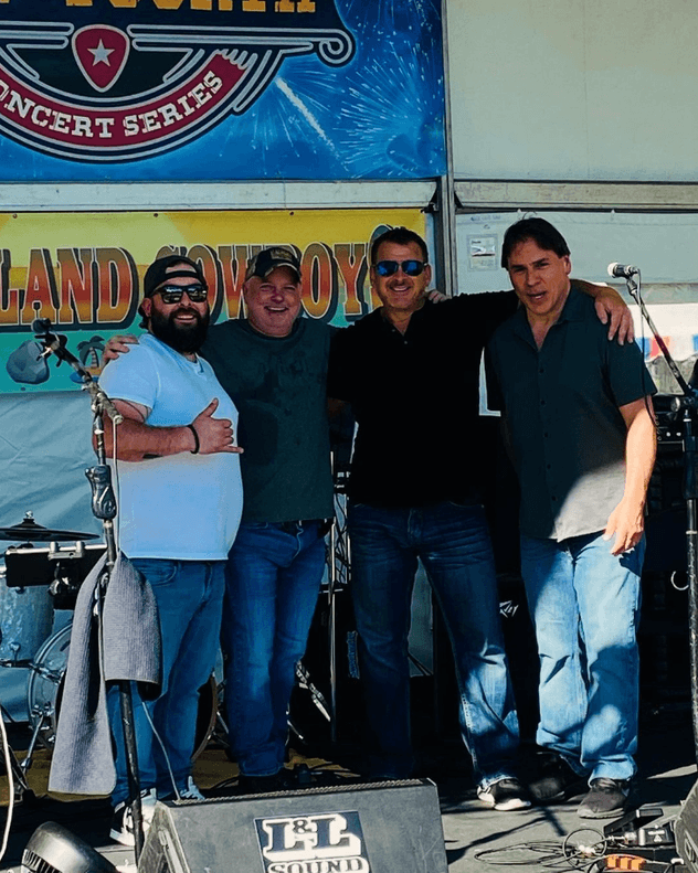 3:00-6:00pm : Rock Island Cowboys