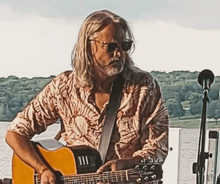 LandShark Live at Tiki Hut featuring Brian Pitts