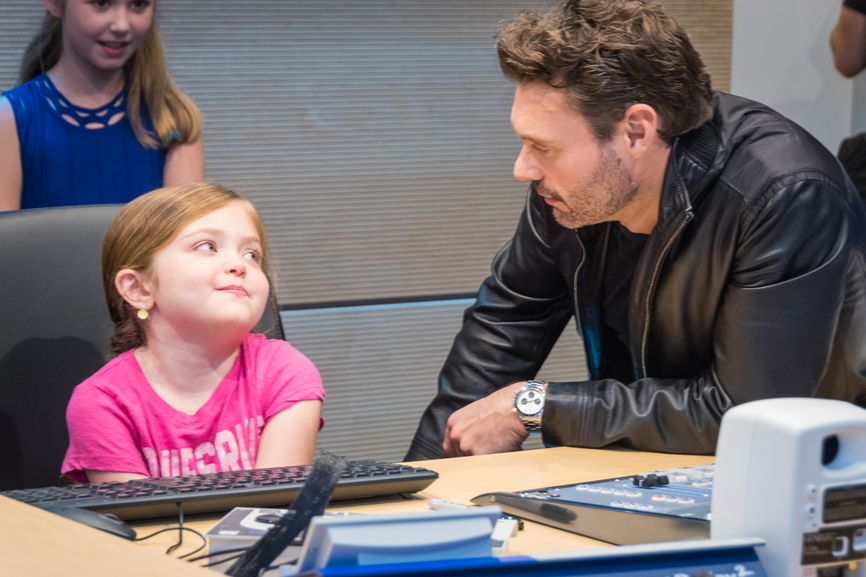 carlyglazer.cnmc.ryanseacrest.11052015._74.jpg carlyglazer.cnmc.ryanseacrest.11052015._74.jpg