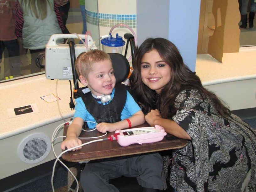 Selena18.jpg Selena18.jpg