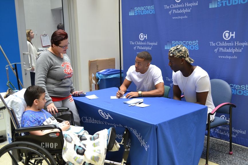 Nico & Vinz Give Patients Words of Wisdom In Seacrest Studios