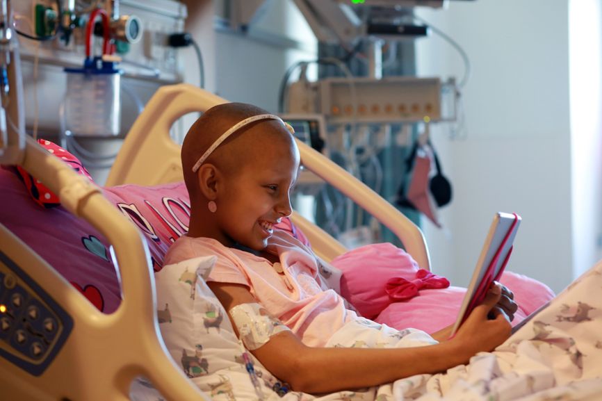 Debby Ryan Surprises Patients at CHOC Childrens Hospital