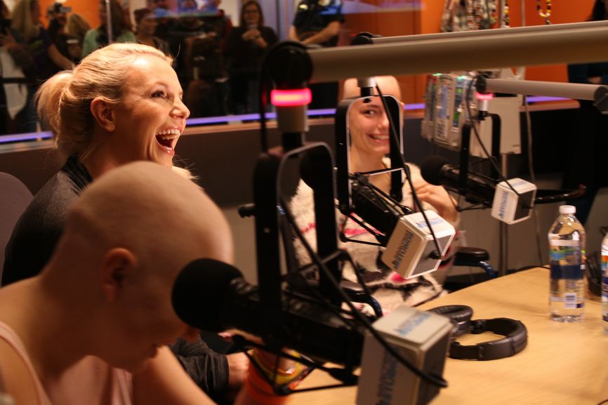 Britney Spears Surprises Patients At Seacrest Studios!