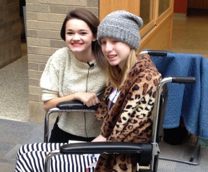 Ciara Bravo Talks About Her Cincinnati Roots At Seacrest Studios!