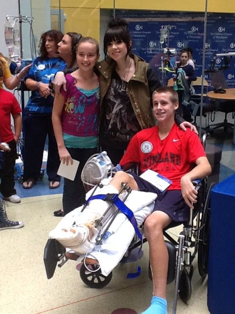 Carly Rae Jepsen Excites Patients With A Second Trip To CHOP!