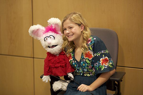 Darci Lynne Farmer Brings Petunia & Oscar to CHOC Children's!
