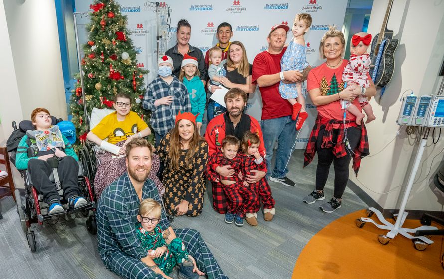 Lady Antebellum Holds The First-Ever Jammie Jam In Seacrest Studios!