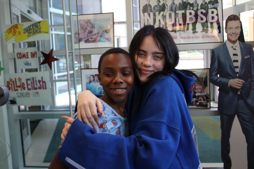 Billie Eilish Plays Games With Patients At Childrens Healthcare of Atlanta