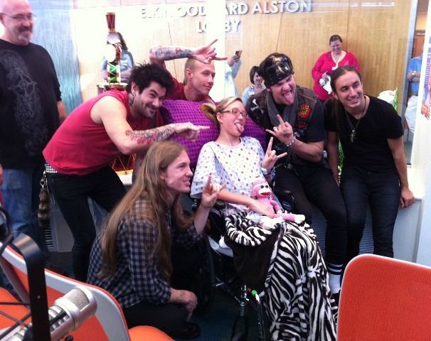 James Durbin Helps Make The Holidays Special With A Visit To CHOA!