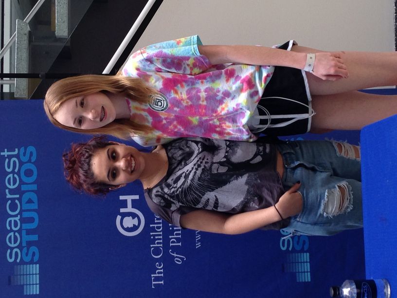 Alessia Cara Performs 'Wild Things' In Seacrest Studios