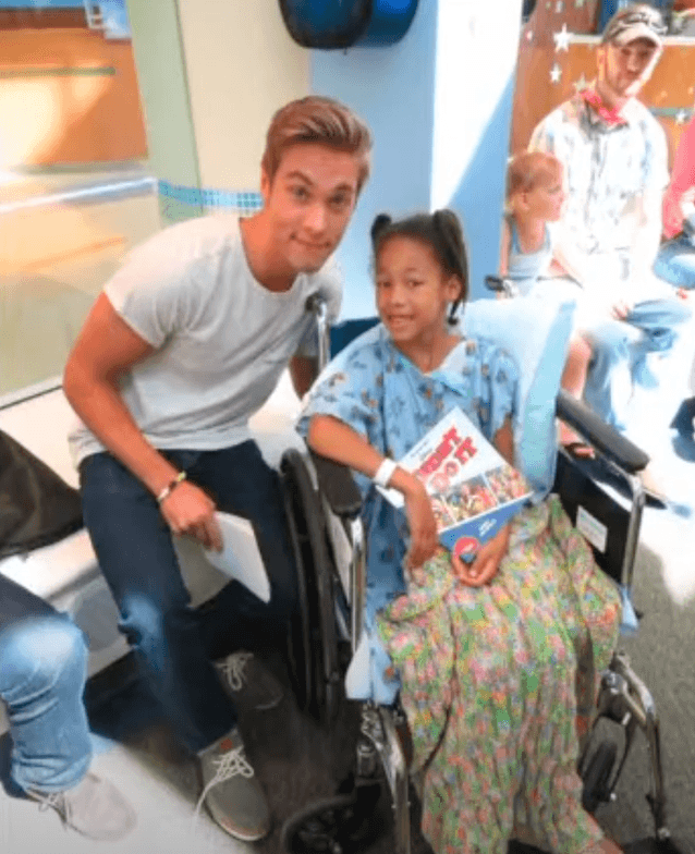 Austin North Brings Disney Magic To Seacrest Studios!