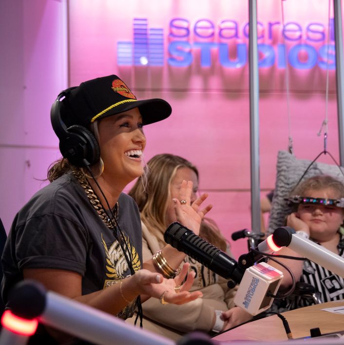 Priscilla Block Brings The Block Party To Seacrest Studios, Nashville!