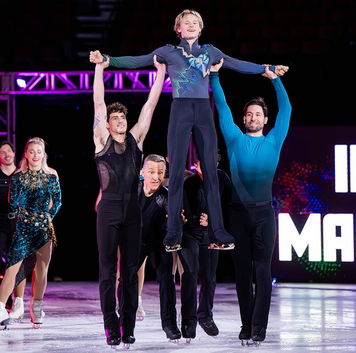Stars on Ice - HandClap 