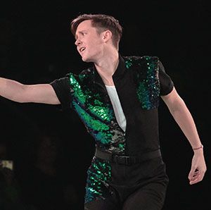 Stars on Ice Skater