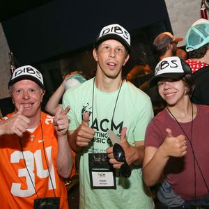 801415222.jpg 801415222.jpg