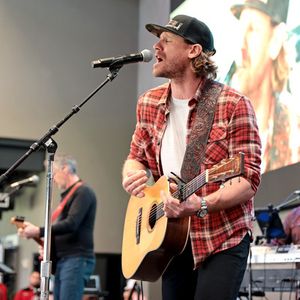 1381754305.jpg 1381754305.jpg