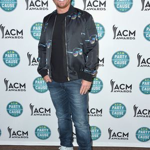 945980052.jpg 945980052.jpg