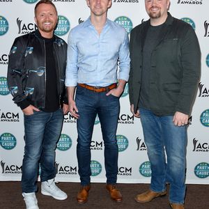 945991114.jpg 945991114.jpg