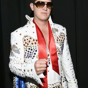 946026202.jpg 946026202.jpg