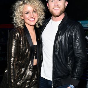 946099612.jpg 946099612.jpg