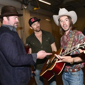 946099766.jpg 946099766.jpg