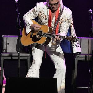 946100562.jpg 946100562.jpg