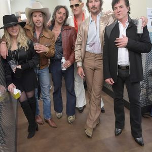 946100636.jpg 946100636.jpg