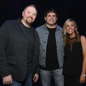 946104022.jpg 946104022.jpg