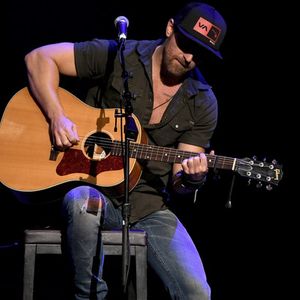 946104306.jpg 946104306.jpg