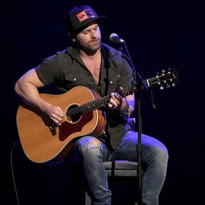 946104326.jpg 946104326.jpg